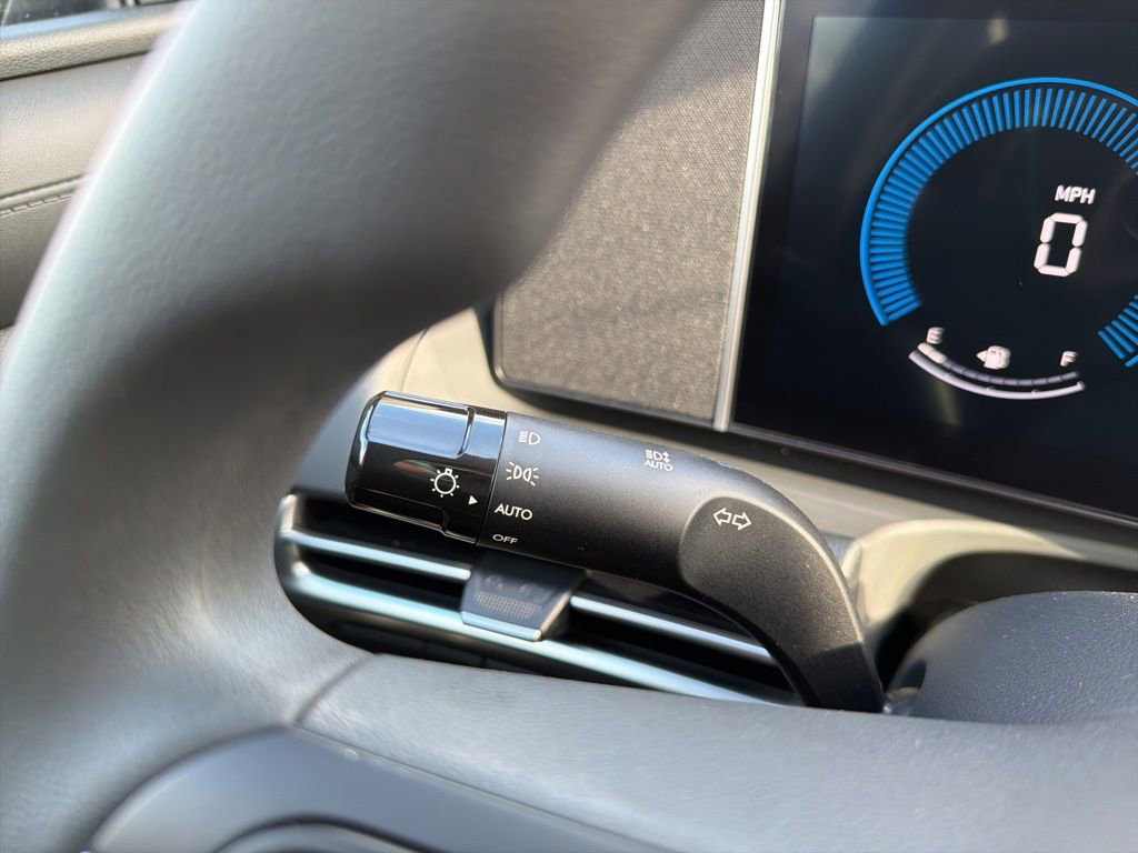 New 2026 Hyundai Tucson SE image 29