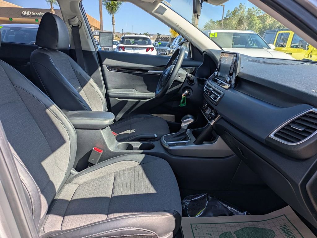 Used 2021 Kia Seltos S image 25