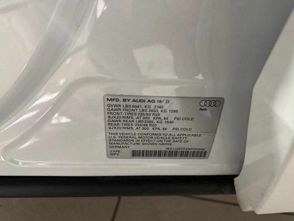 Used 2022 Audi Q4 e-tron Prestige image 37