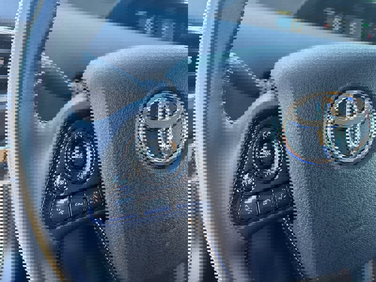 Used 2020 Toyota Prius Prime LE image 19