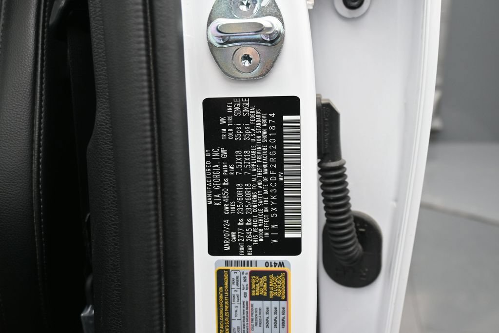 Used 2024 Kia Sportage EX AWD/4WD image 18