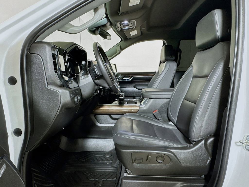 Used 2023 Chevrolet Silverado 1500 RST image 20