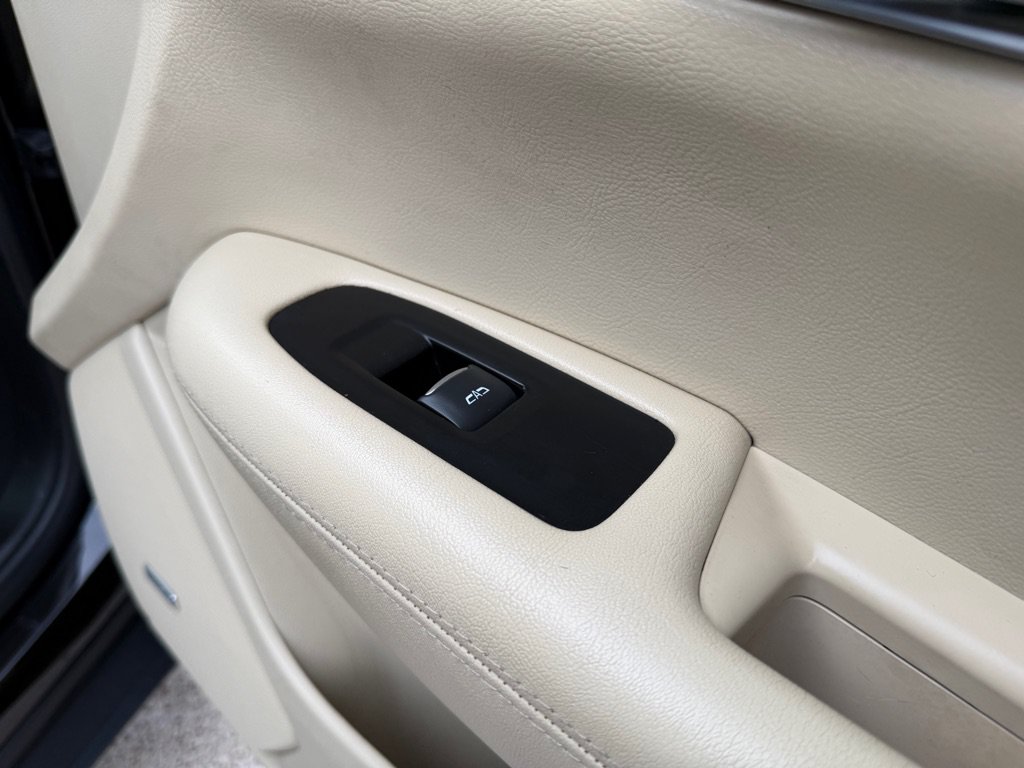 Used 2018 Cadillac XT5 FWD image 27