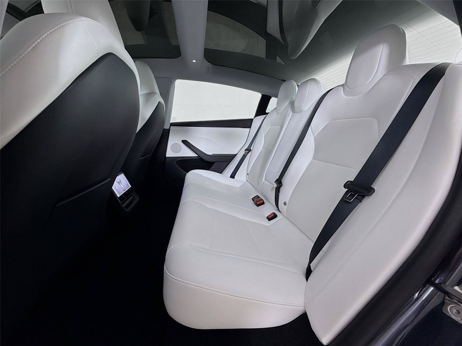 Used 2024 Tesla Model 3 Long Range RWD image 24