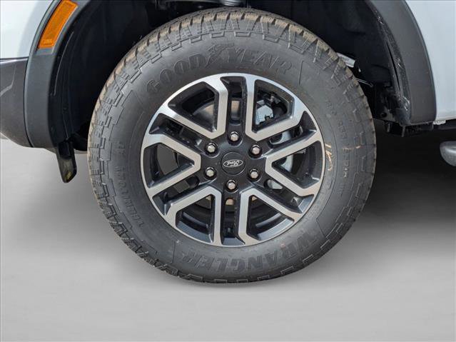 New 2025 Ford Ranger Lariat w/ FX4 Off-Road Package AWD/4WD image 17