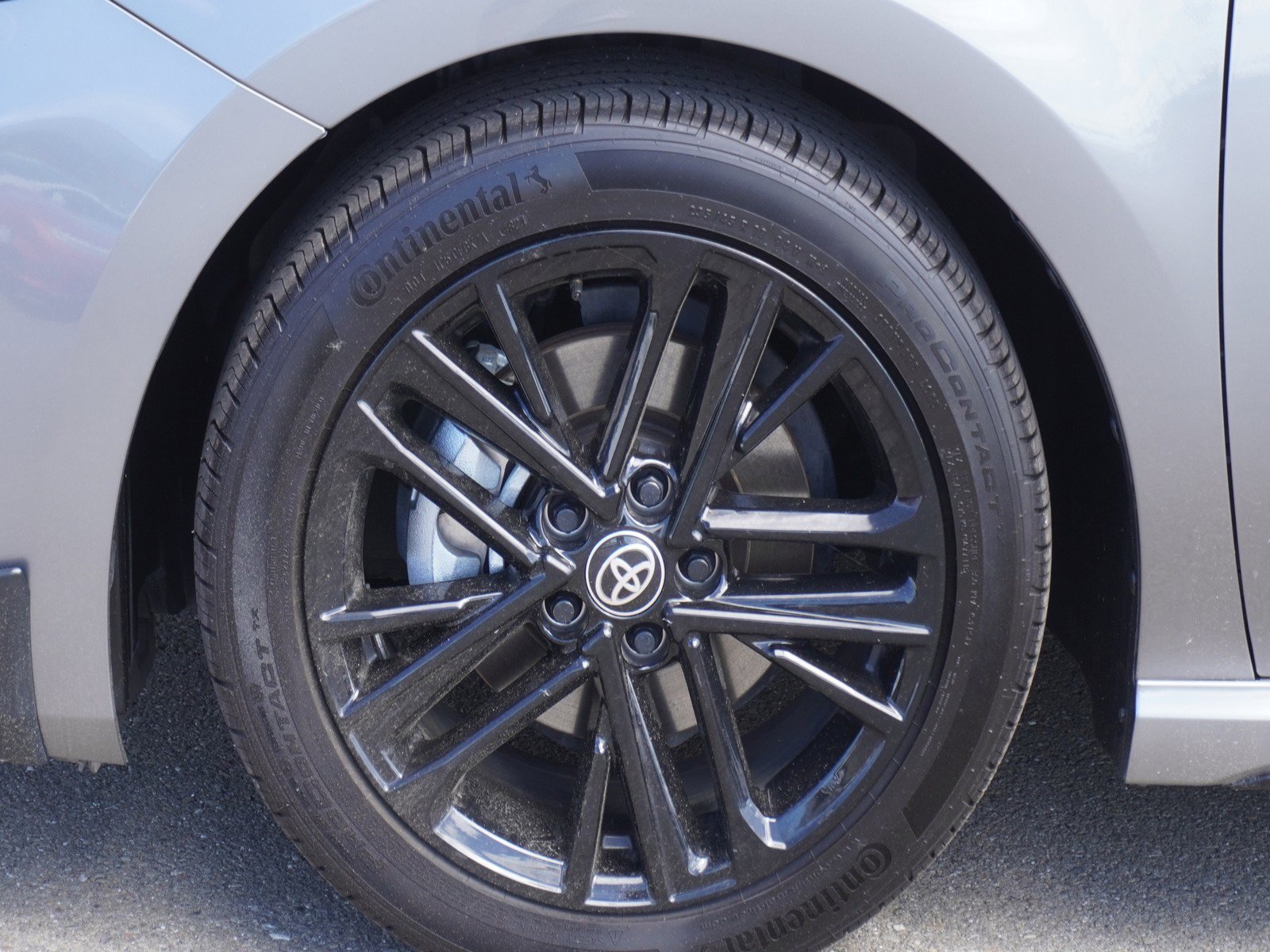 Used 2025 Toyota Camry SE w/ Convenience Package FWD image 7