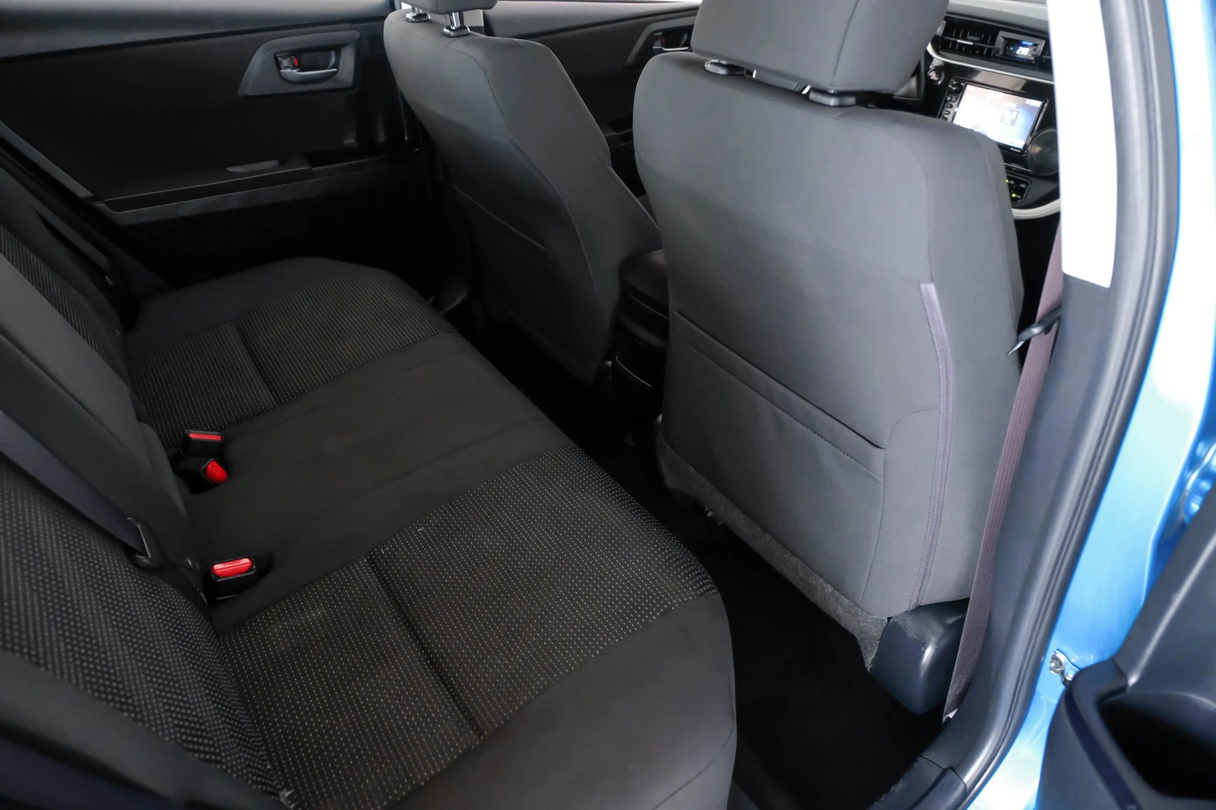 Used 2016 Scion iM Hatchback 4D image 37