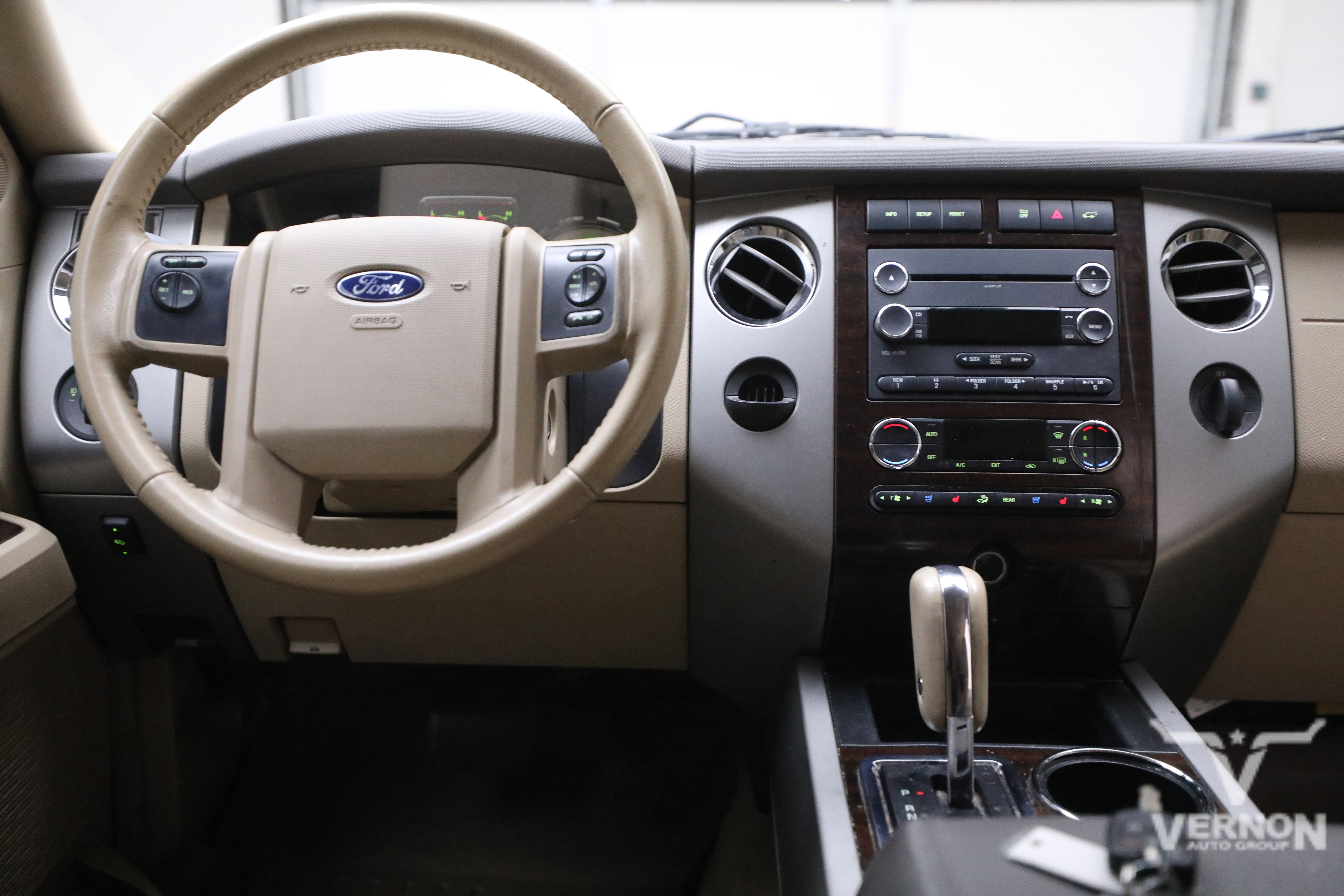 Used 2013 Ford Expedition EL XLT image 36