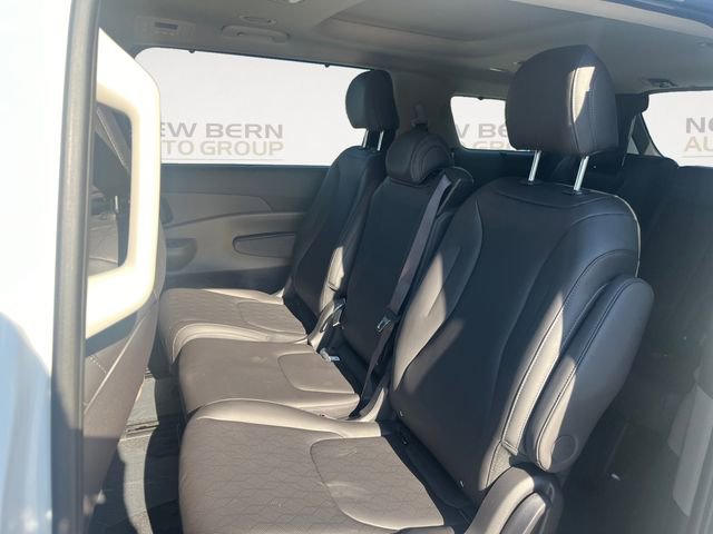 New 2026 Kia Carnival SX image 13