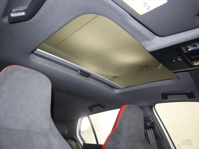 New 2025 Volkswagen GTI SE image 19