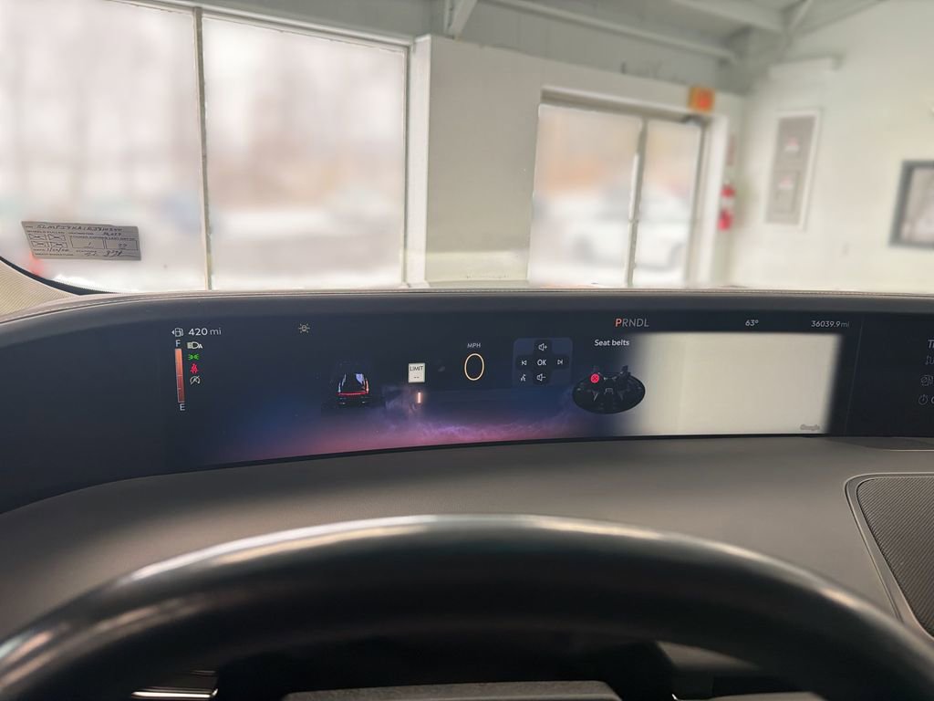 Used 2024 Lincoln Nautilus Reserve AWD/4WD image 17