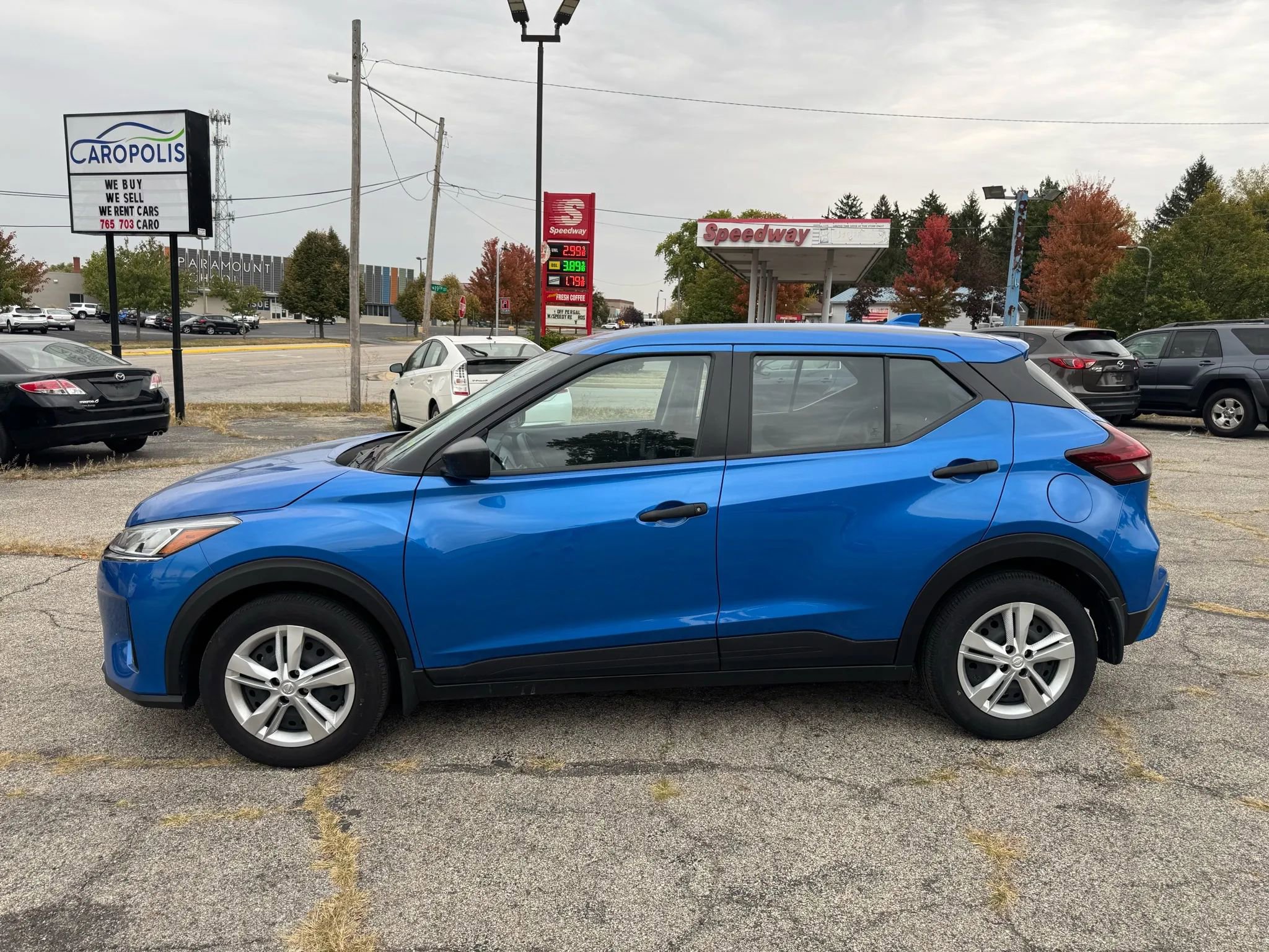 Used 2024 Nissan Kicks S image 1