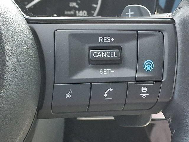Used 2022 Nissan Pathfinder SL AWD/4WD image 24