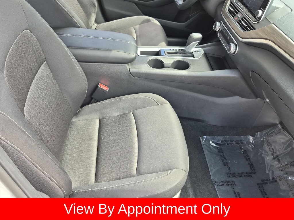 Used 2025 Nissan Altima 2.5 SV FWD image 30