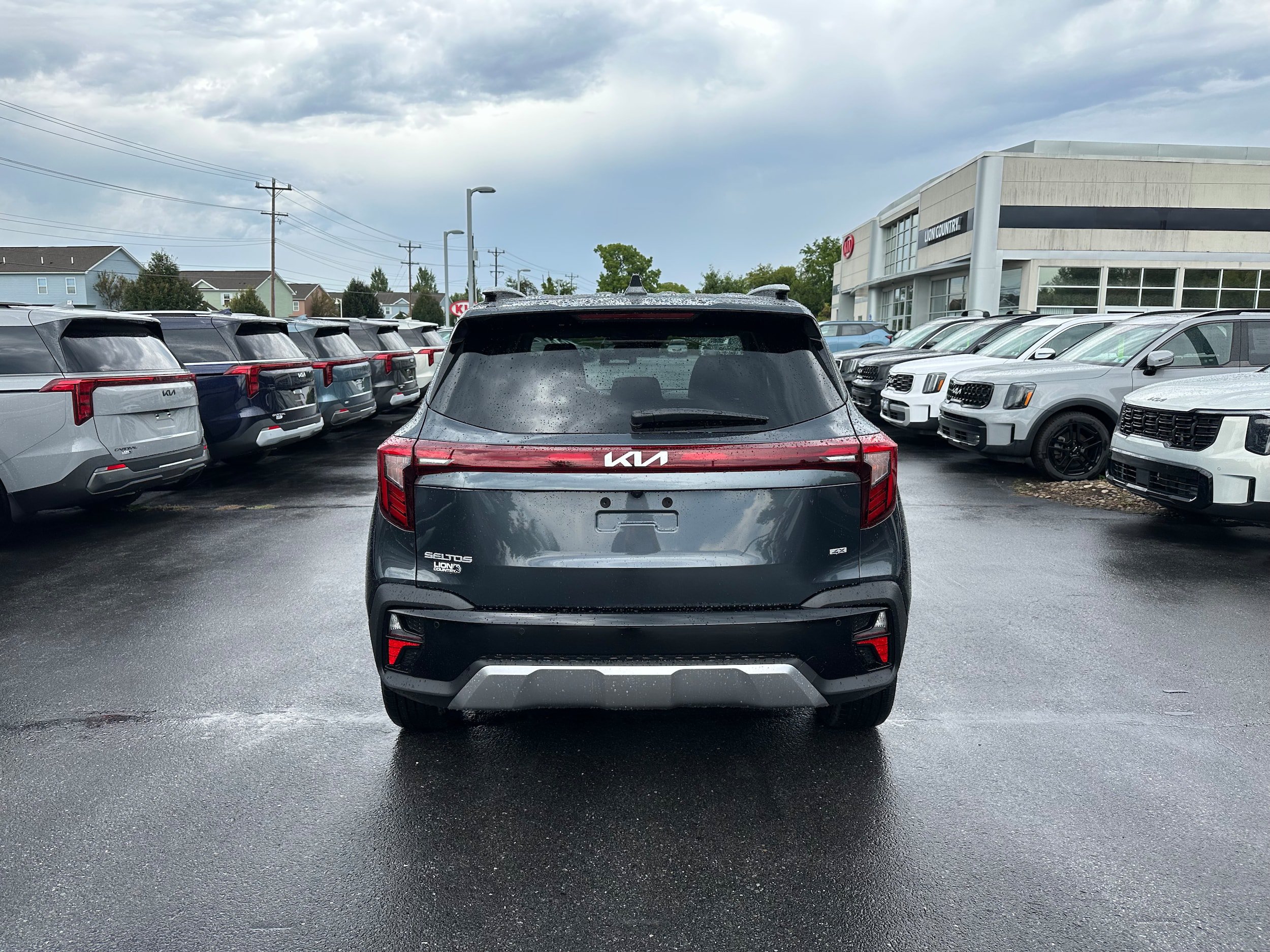 Used 2026 Kia Seltos EX AWD/4WD image 6