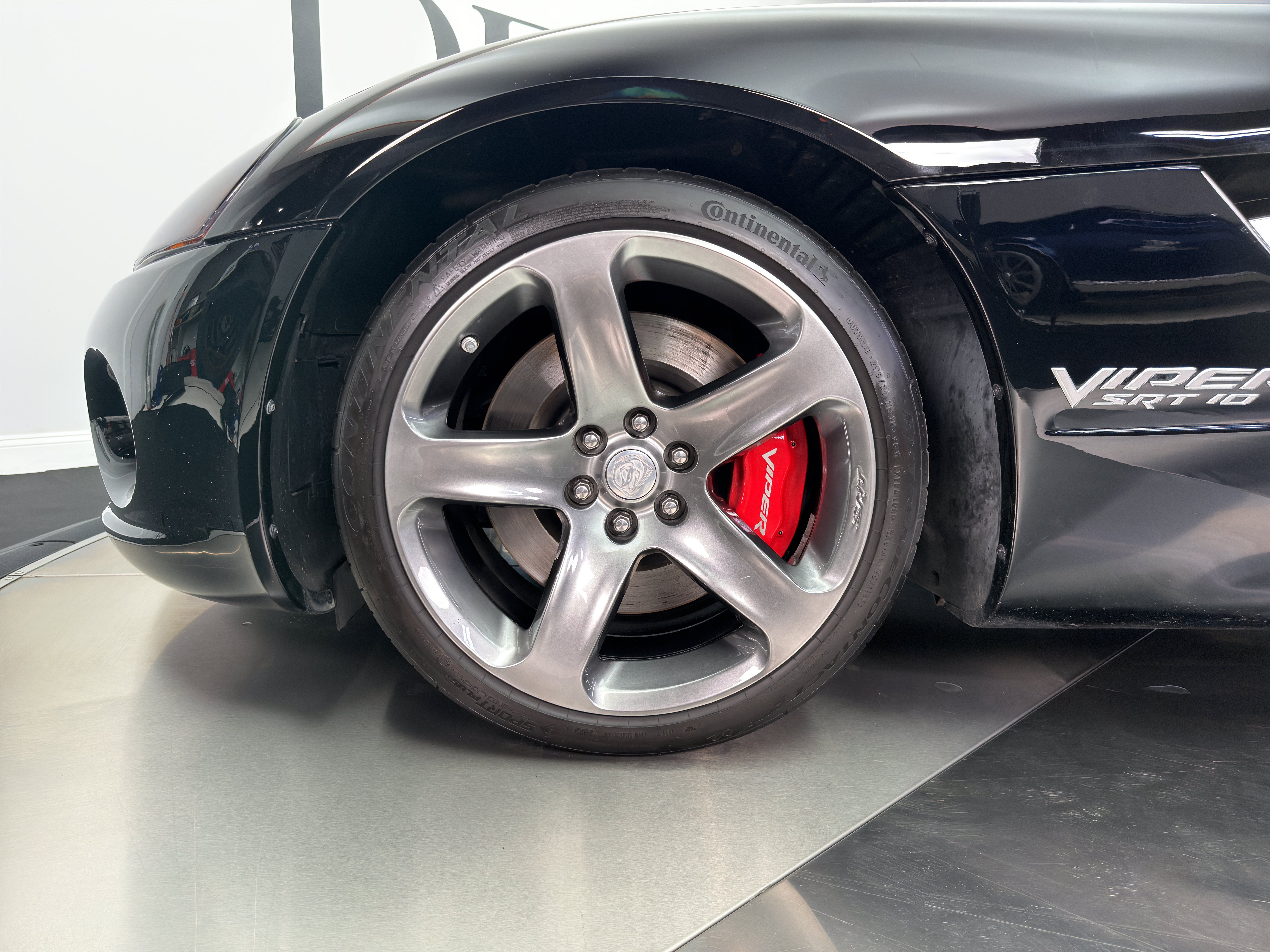 Used 2008 Dodge Viper SRT-10 w/ Protection Group RWD image 22