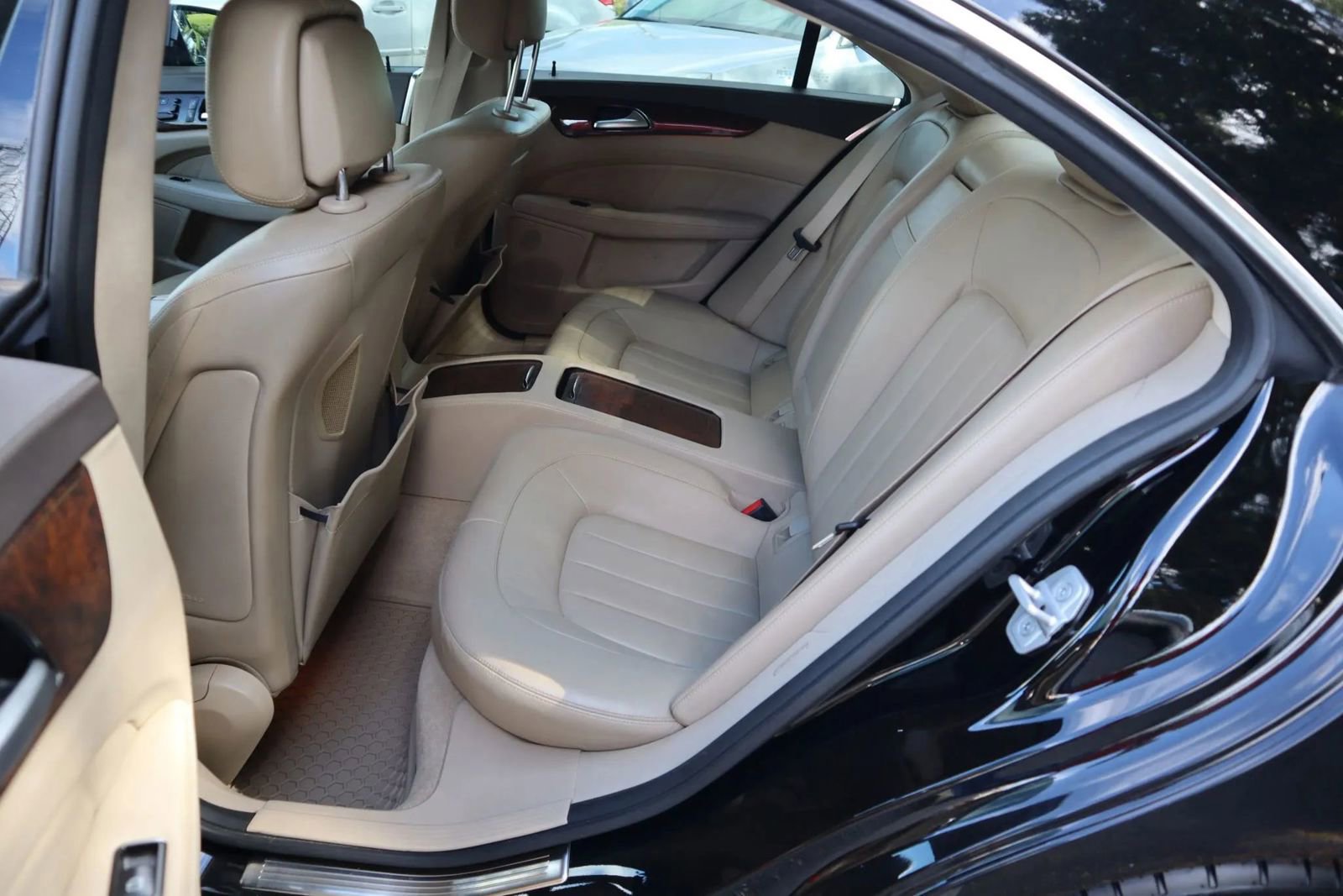 Used 2014 Mercedes-Benz CLS 550 image 17