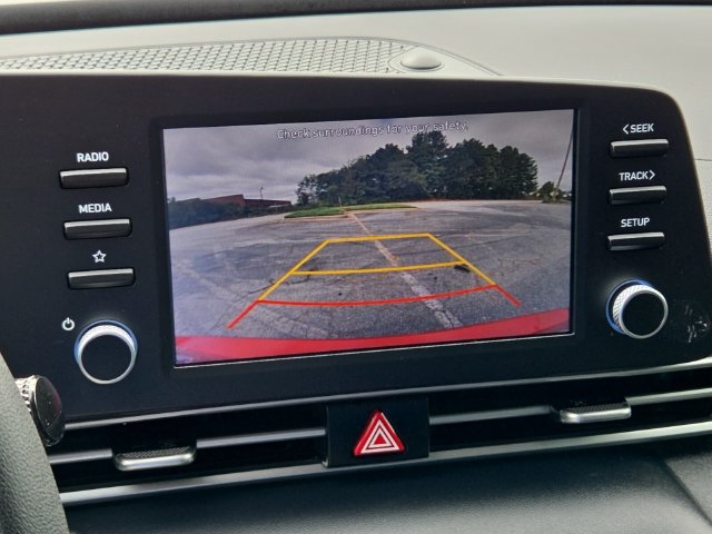 Used 2023 Hyundai Elantra SEL FWD image 21