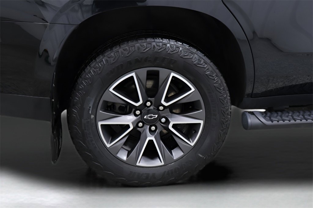 Used 2024 Chevrolet Tahoe Z71 w/ Luxury Package image 34