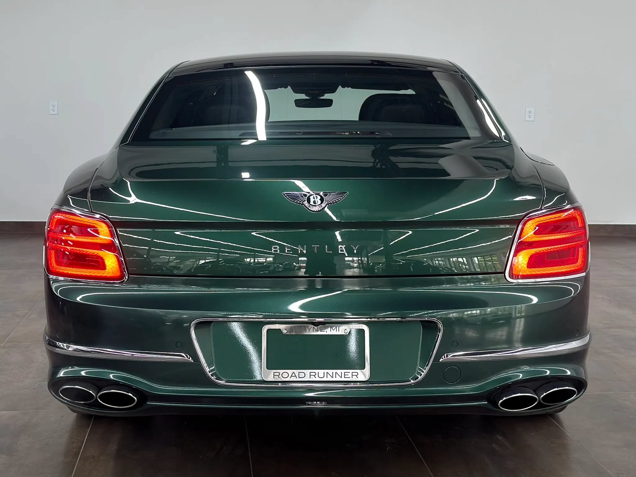 Used 2022 Bentley Flying Spur V8 AWD/4WD image 17