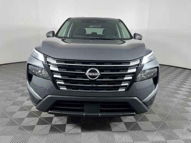 Certified 2025 Nissan Rogue SV FWD image 5