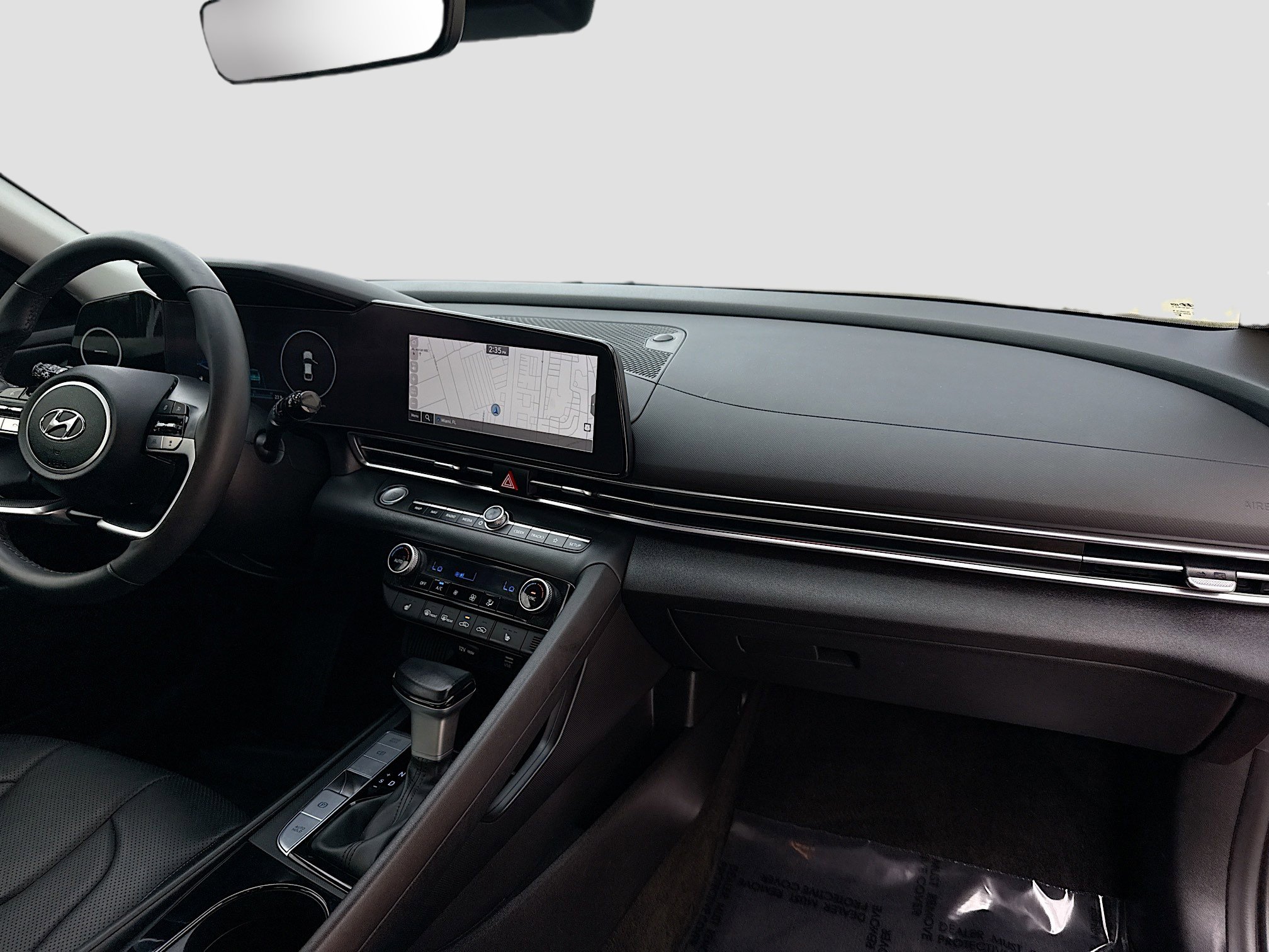 Used 2023 Hyundai Elantra Limited image 31