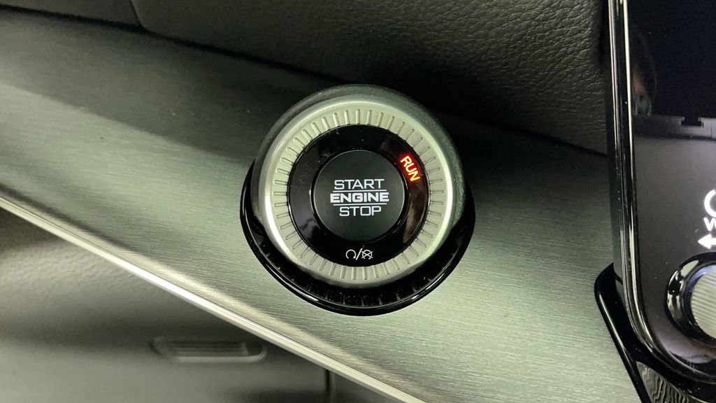 New 2025 Jeep Wagoneer L Series II image 22