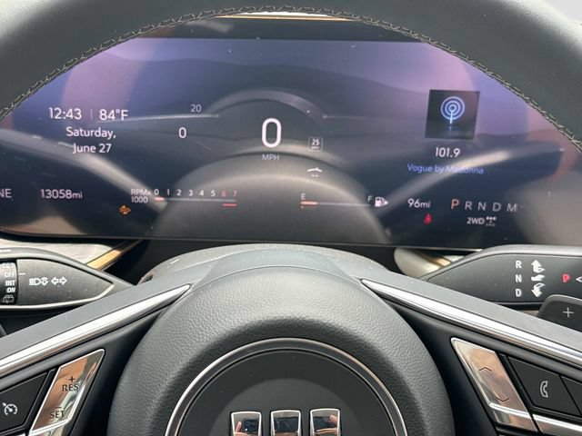 Used 2024 Buick Envision Avenir AWD/4WD image 23