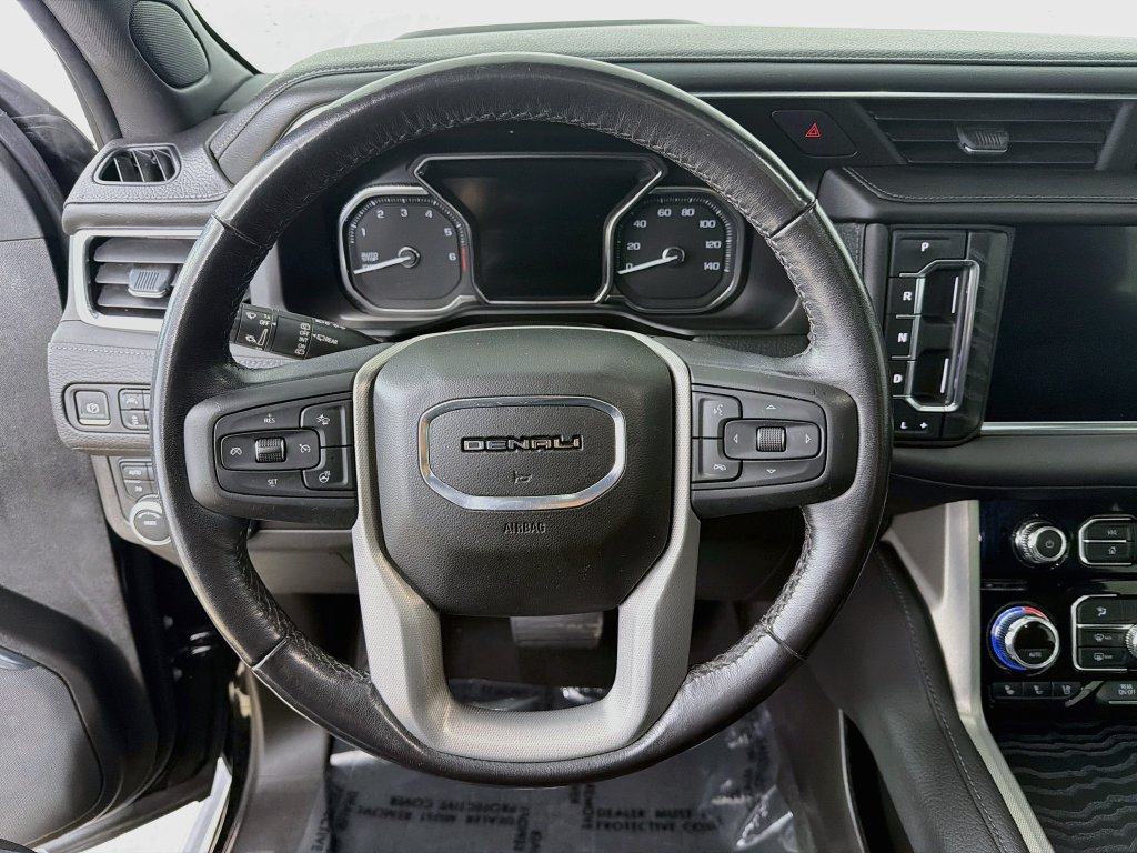 Used 2021 GMC Yukon Denali w/ Denali Premium Package AWD/4WD image 11