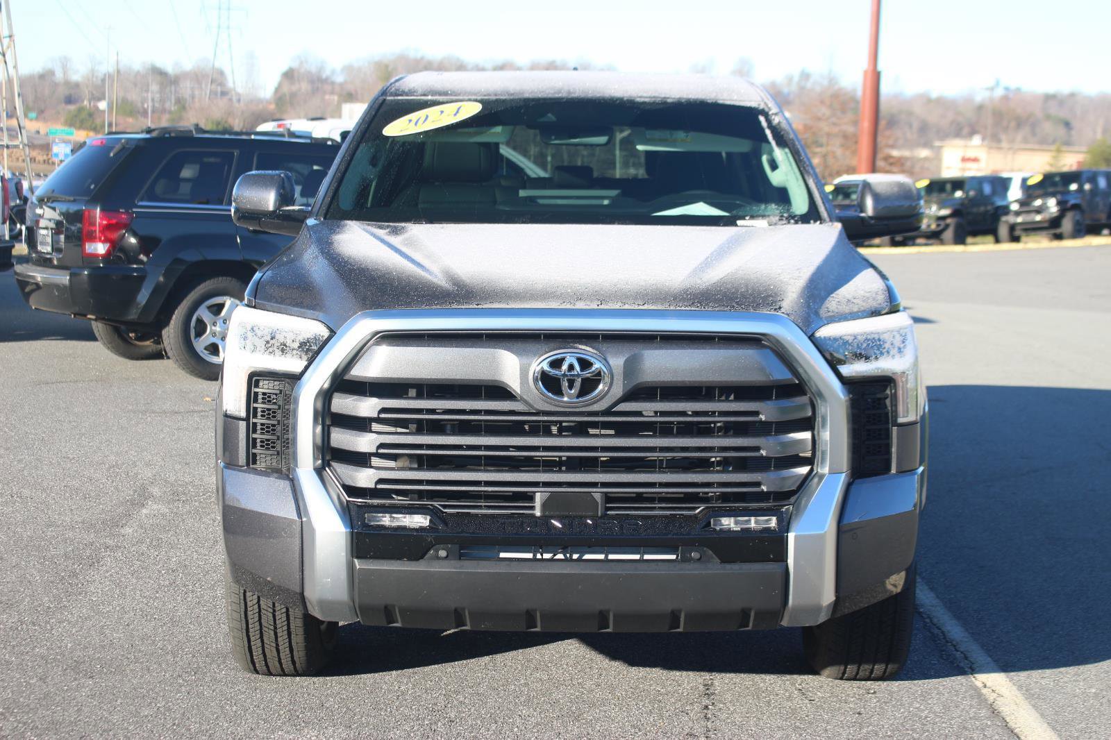 Used 2024 Toyota Tundra Limited w/ Power Package image 2