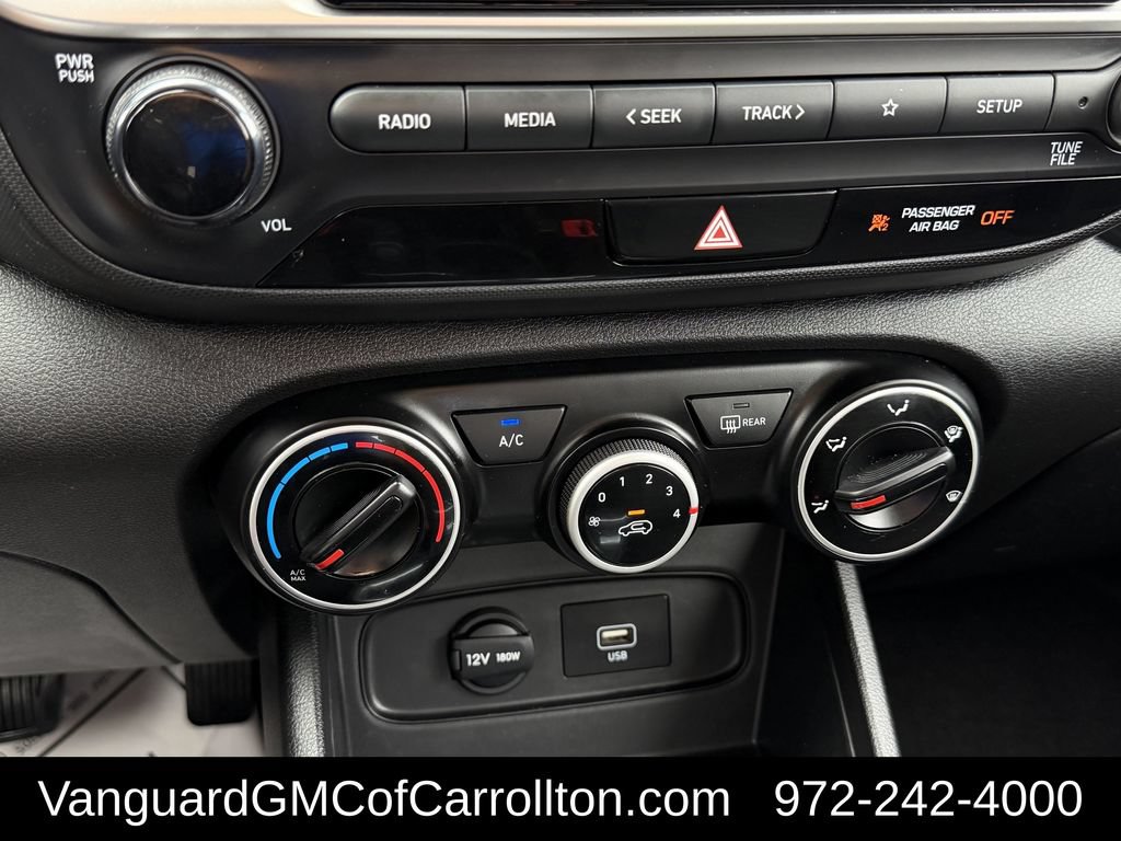 Used 2021 Hyundai Venue SE w/ Cargo Package FWD image 21