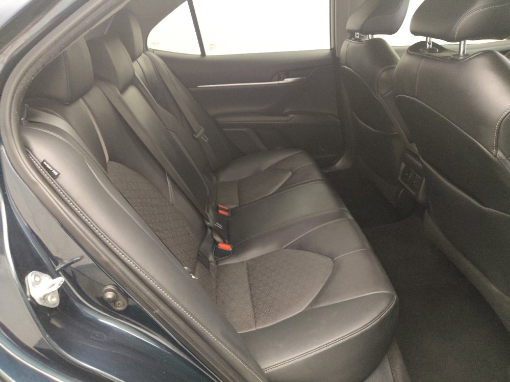 Used 2021 Toyota Camry XSE image 19