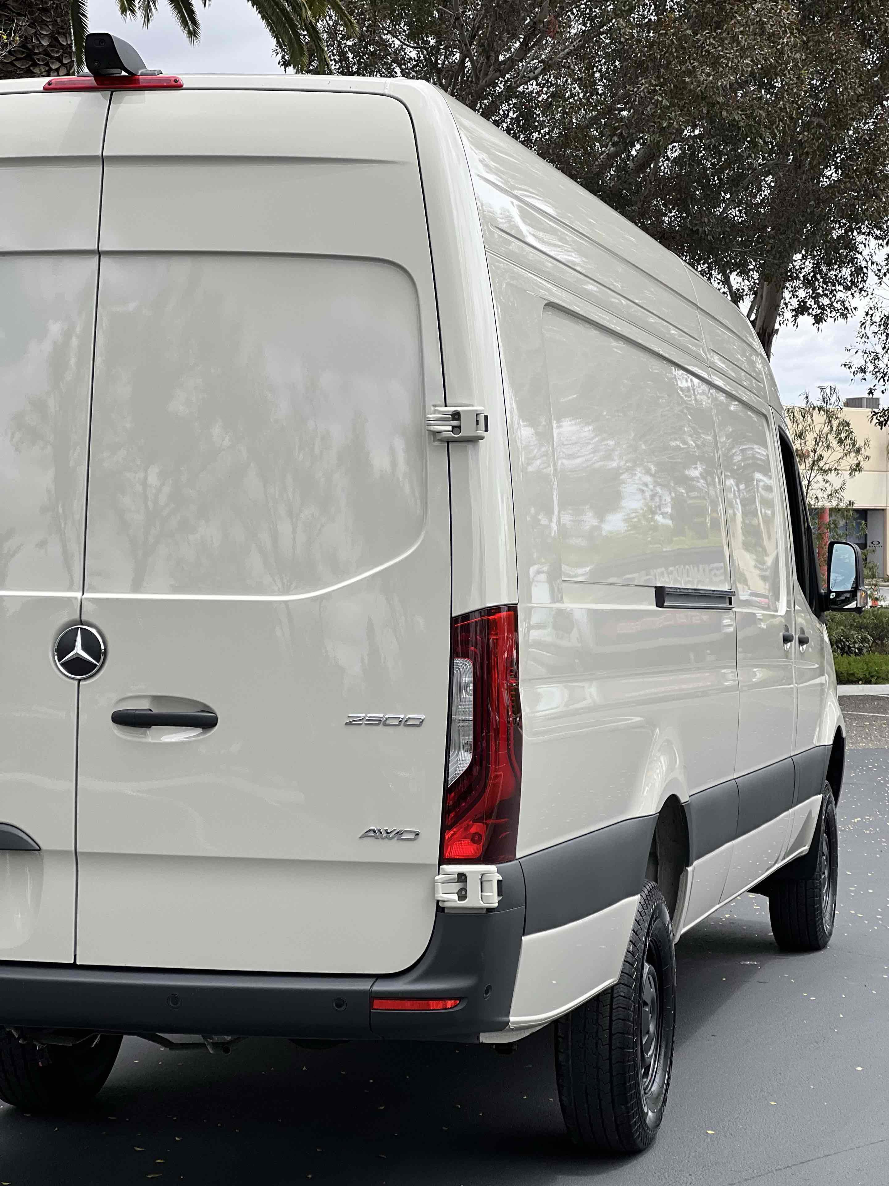 Used 2025 Mercedes-Benz Sprinter 2500 image 54