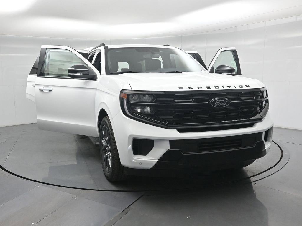New 2026 Ford Expedition Platinum image 32