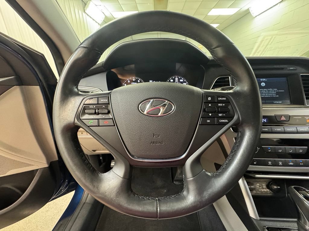 Used 2017 Hyundai Sonata Sport w/ Value Edition Package 02 FWD image 39
