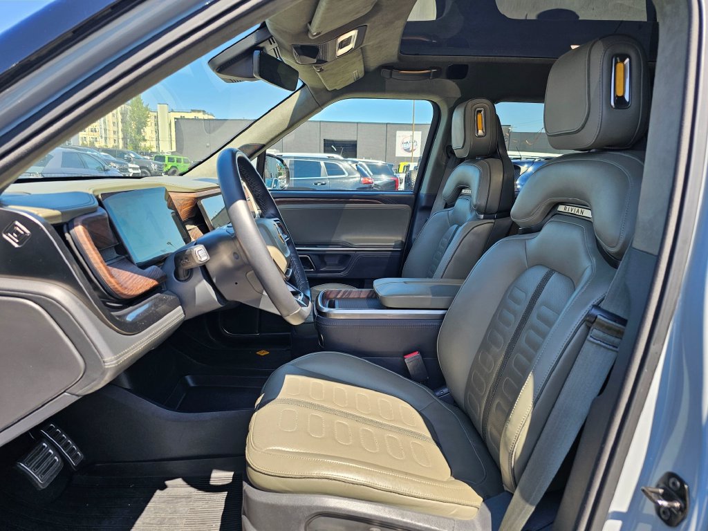Used 2023 Rivian R1S Adventure Quad AWD/4WD image 20