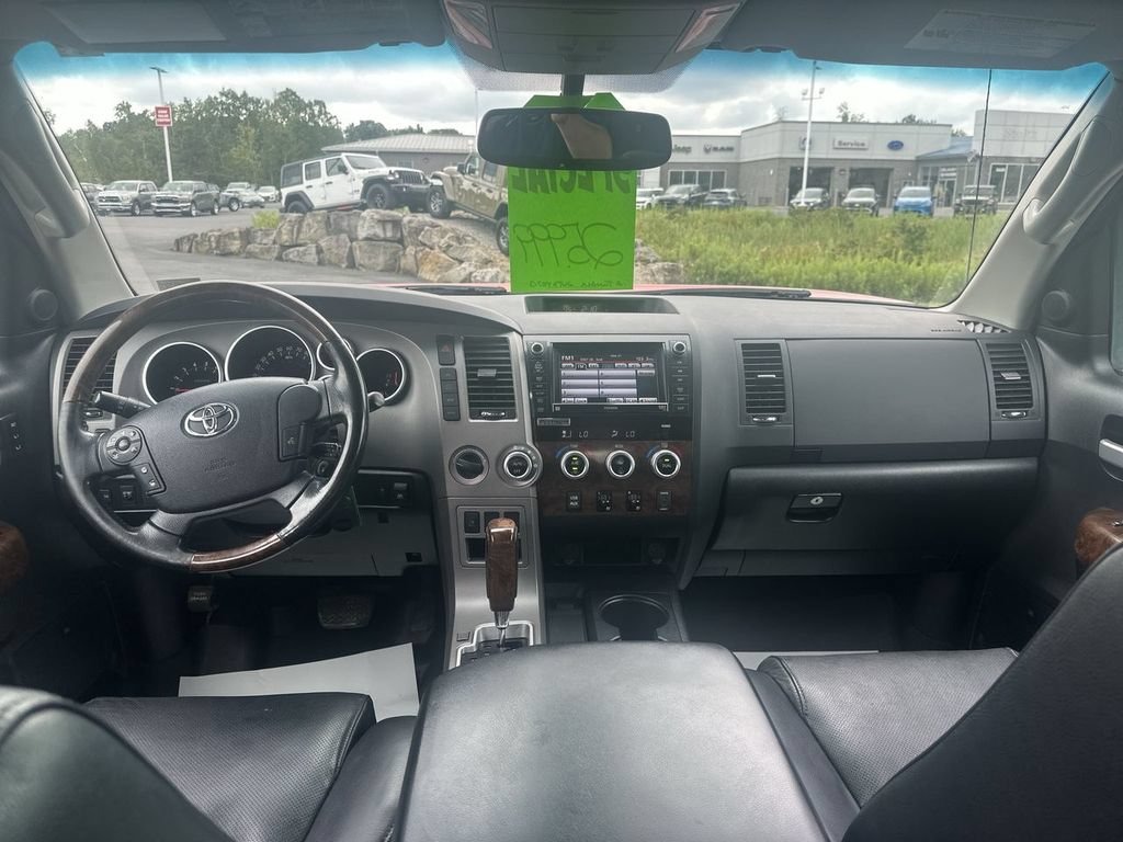 Used 2012 Toyota Tundra Limited w/ Platinum Pkg AWD/4WD image 10