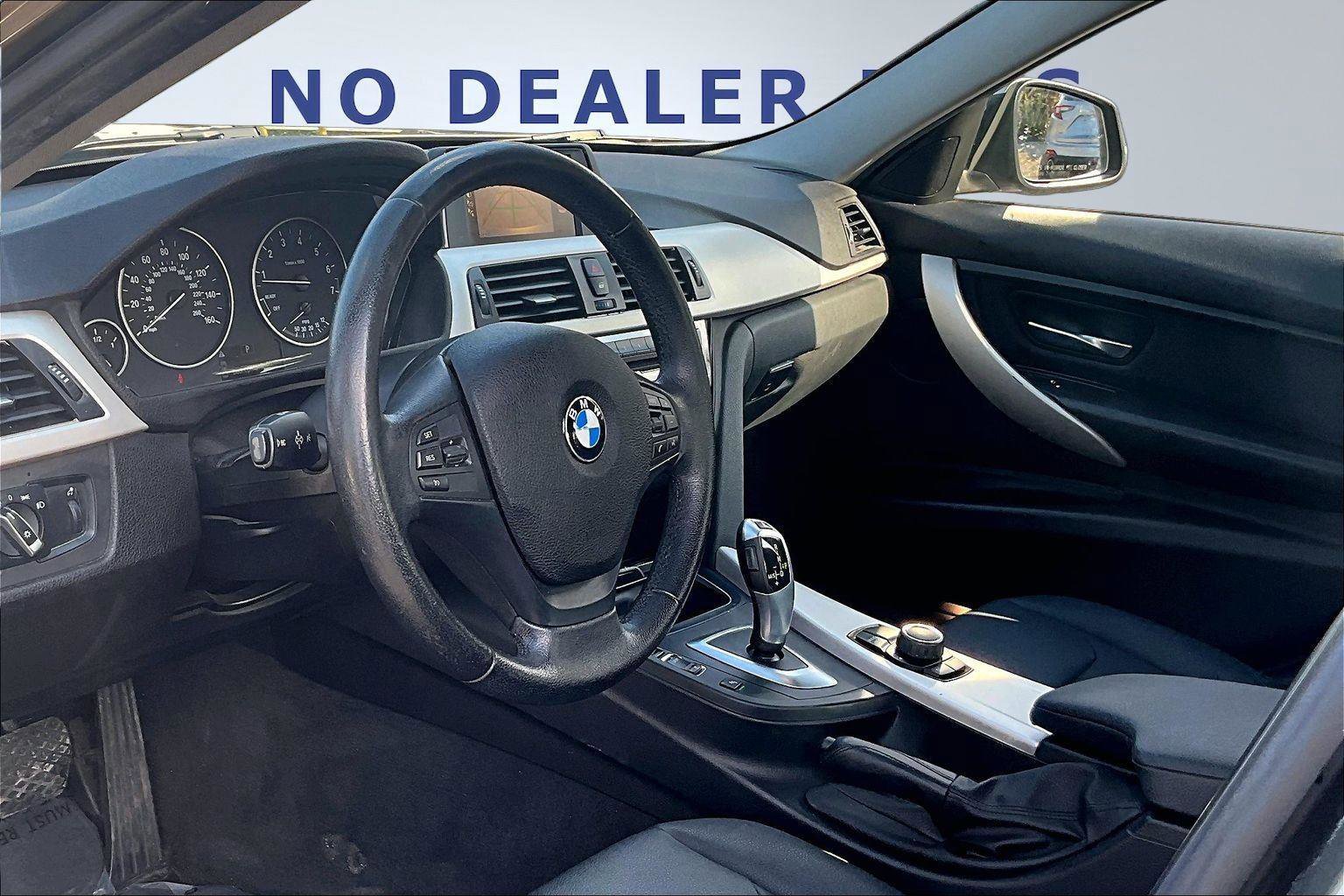 Used 2016 BMW 320i Sedan RWD image 17