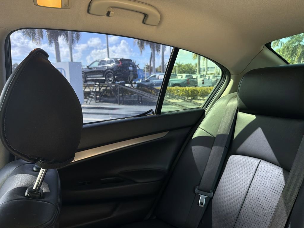 Used 2013 INFINITI G37 Journey RWD image 13