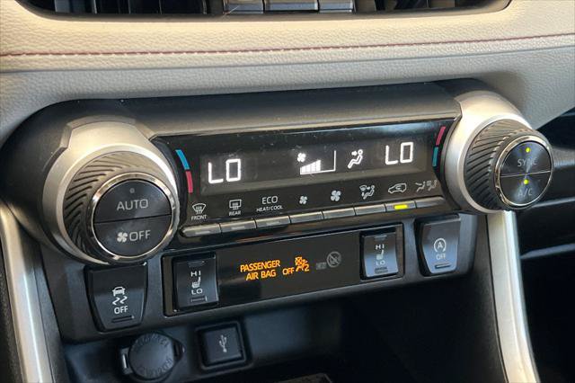 Certified 2021 Toyota RAV4 XLE Premium AWD/4WD image 23
