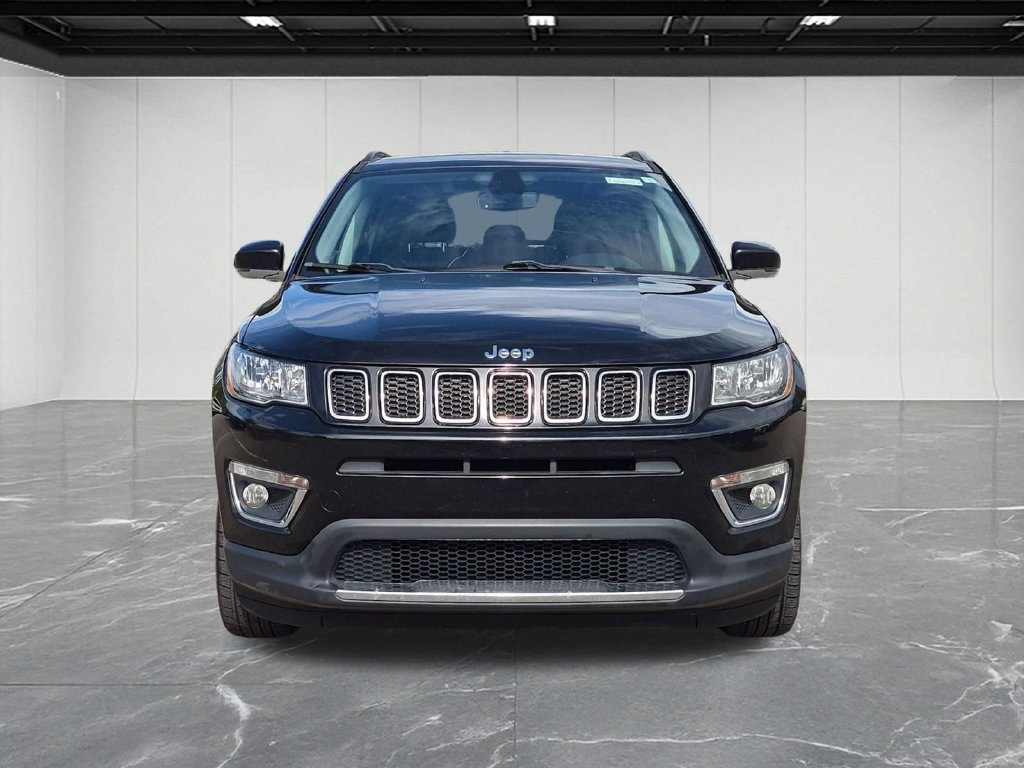 Used 2018 Jeep Compass Limited w/ Navigation Group AWD/4WD image 8
