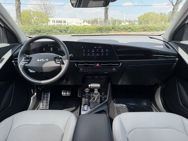 Certified 2023 Kia Niro EX Touring image 41