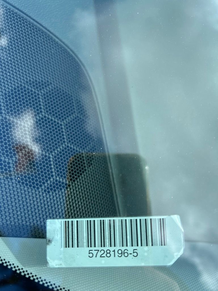 Used 2025 Chevrolet Blazer LT image 2