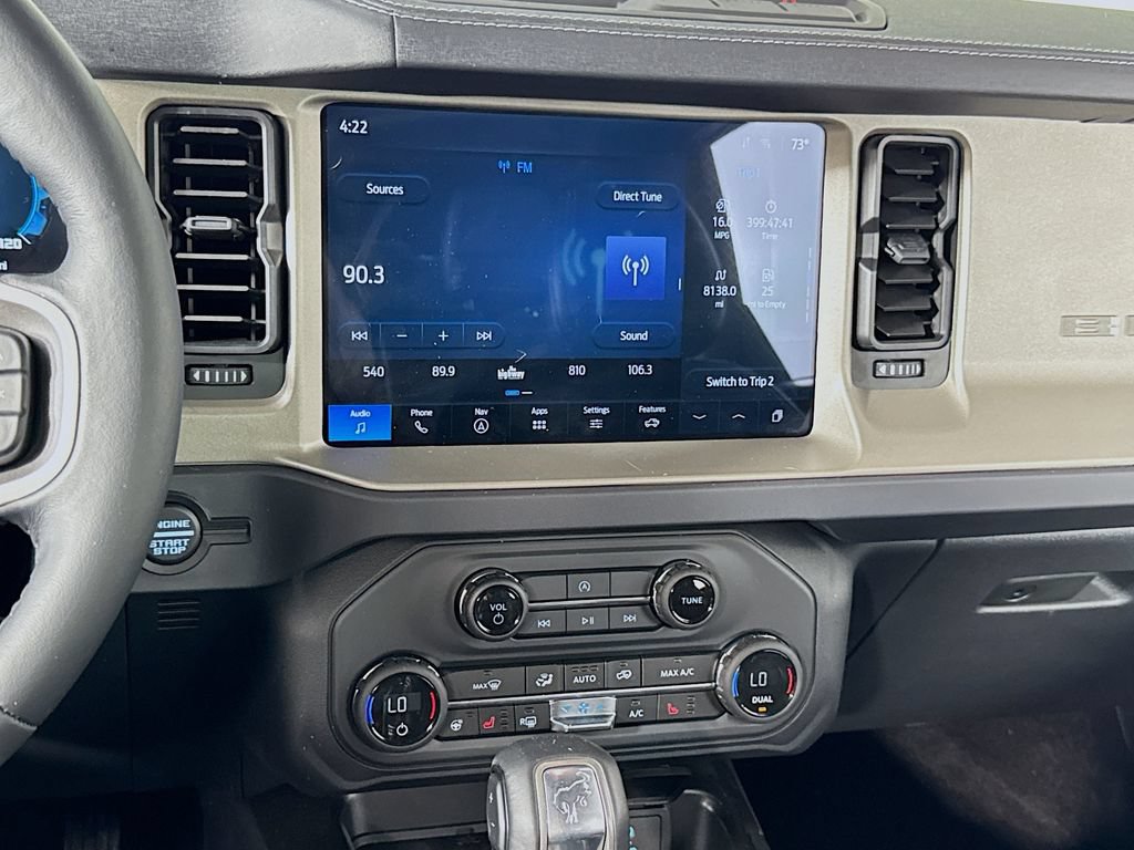 Used 2025 Ford Bronco Outer Banks AWD/4WD image 11