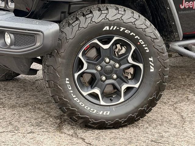 Used 2023 Jeep Wrangler Unlimited Rubicon w/ Cold Weather Group image 29