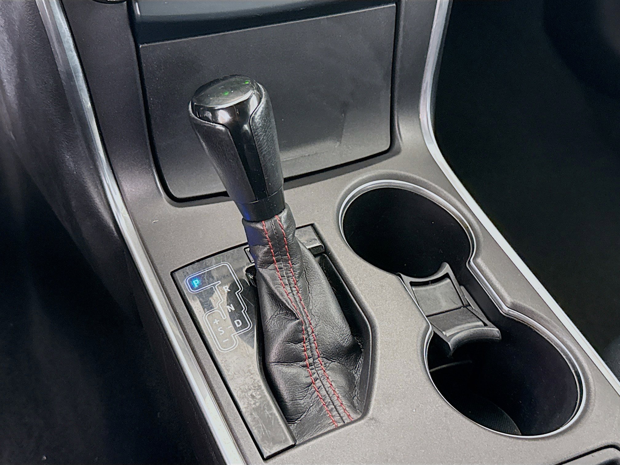 Used 2016 Toyota Camry SE image 17