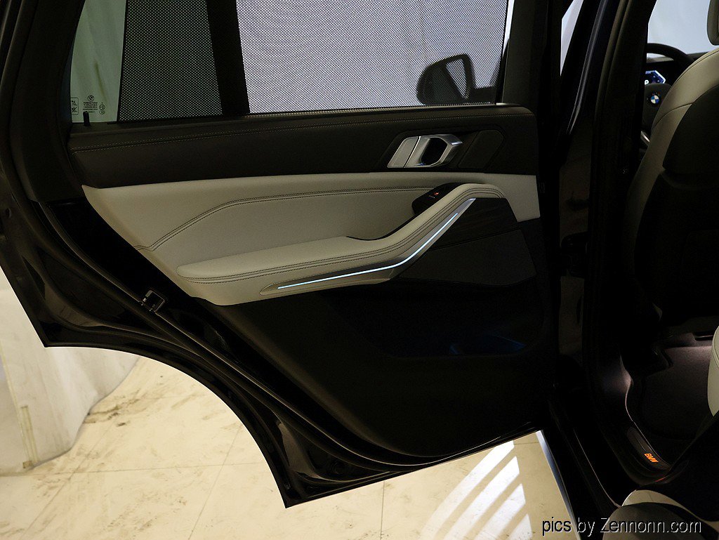 Used 2026 BMW X5 xDrive40i w/ Climate Comfort Package image 30