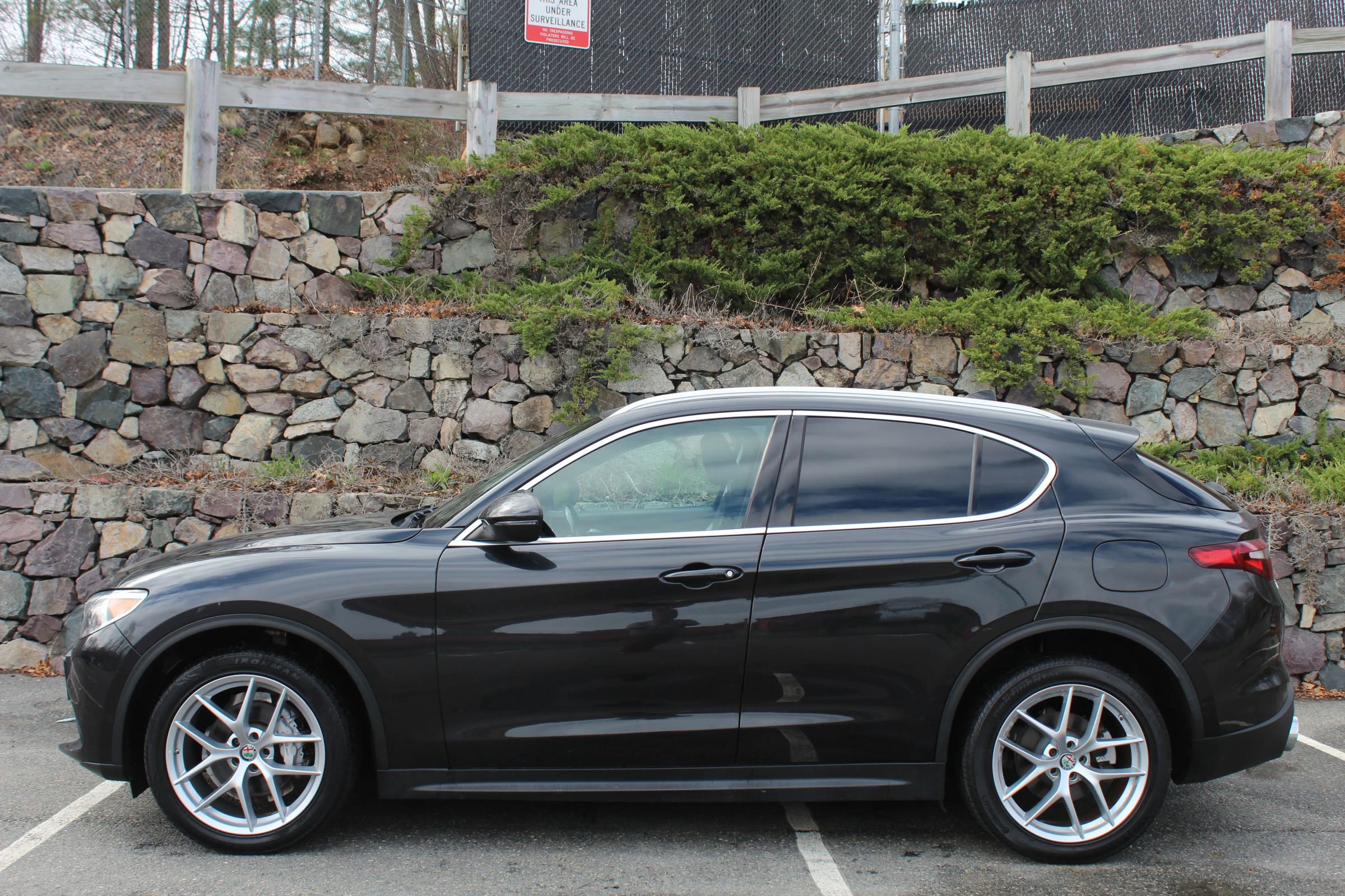 Used 2019 Alfa Romeo Stelvio Ti Lusso w/ Quick Order Package 22X Lusso AWD/4WD image 6