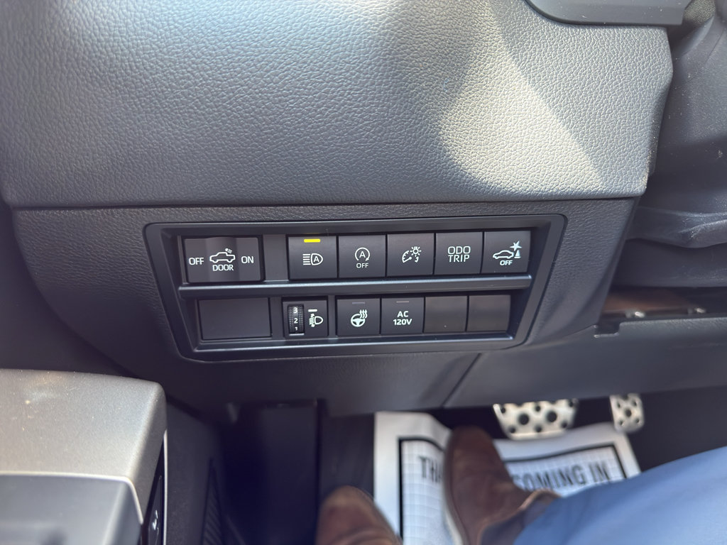 Used 2022 Toyota Tundra Limited AWD/4WD image 24