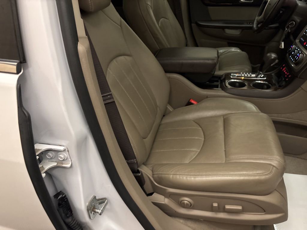 Used 2016 GMC Acadia Denali image 26